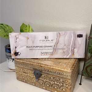 Royals Multi-Purpose Ceramic Hair Tool - marble Brand New